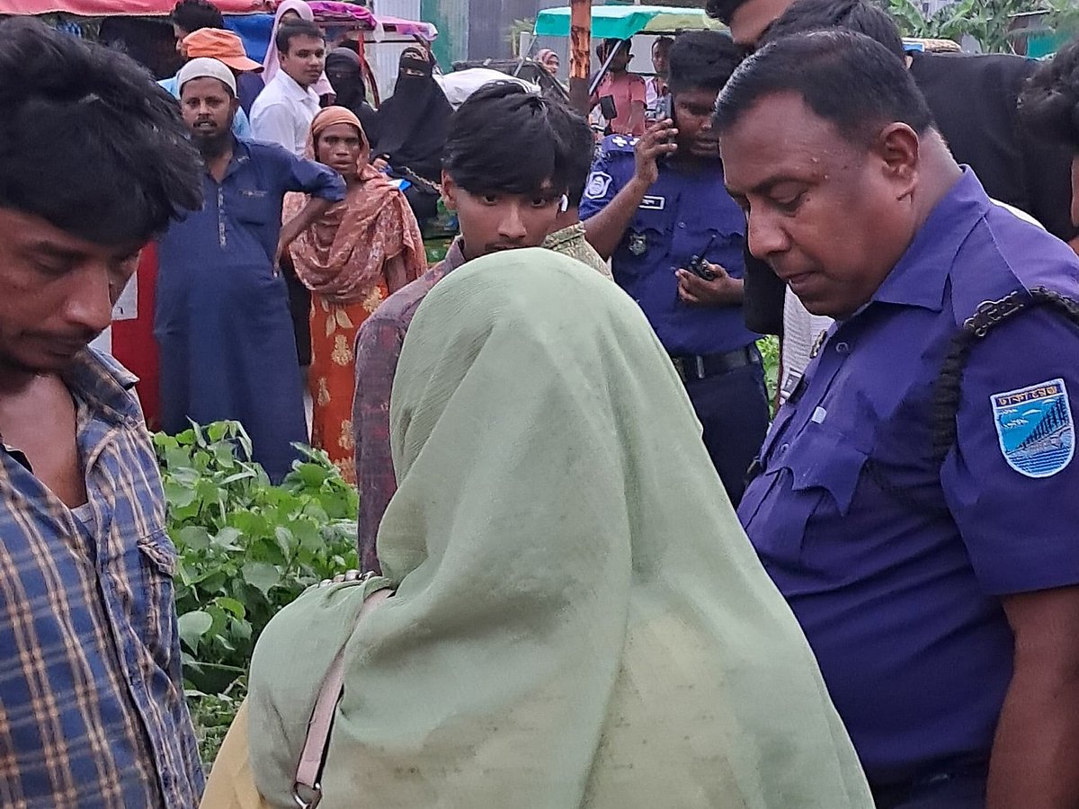 ট্রেনে কাটা পড়তে যাচ্ছিলেন নারী, শেষ মুহূর্তে ছুটে এসে বাঁচালেন বৃদ্ধ