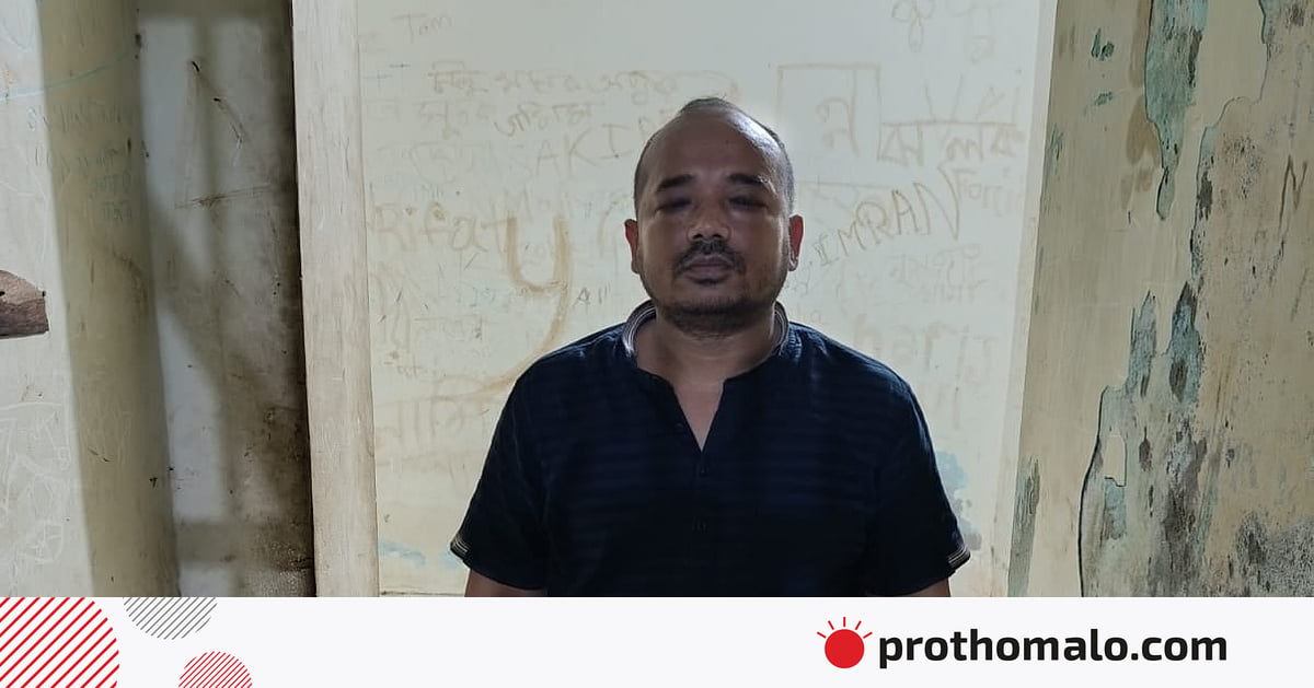 খুলনায় আলোচিত ‘গ্রেনেড বাবুর’ বাড়িতে অভিযান, ভাই জনি আটক খুলনায় আলোচিত ‘গ্রেনেড বাবুর’ বাড়িতে অভিযান, ভাই জনি আটক