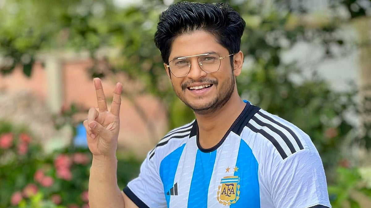 কোটি ভিউয়ে নিলয়ের ডাবল সেঞ্চুরি