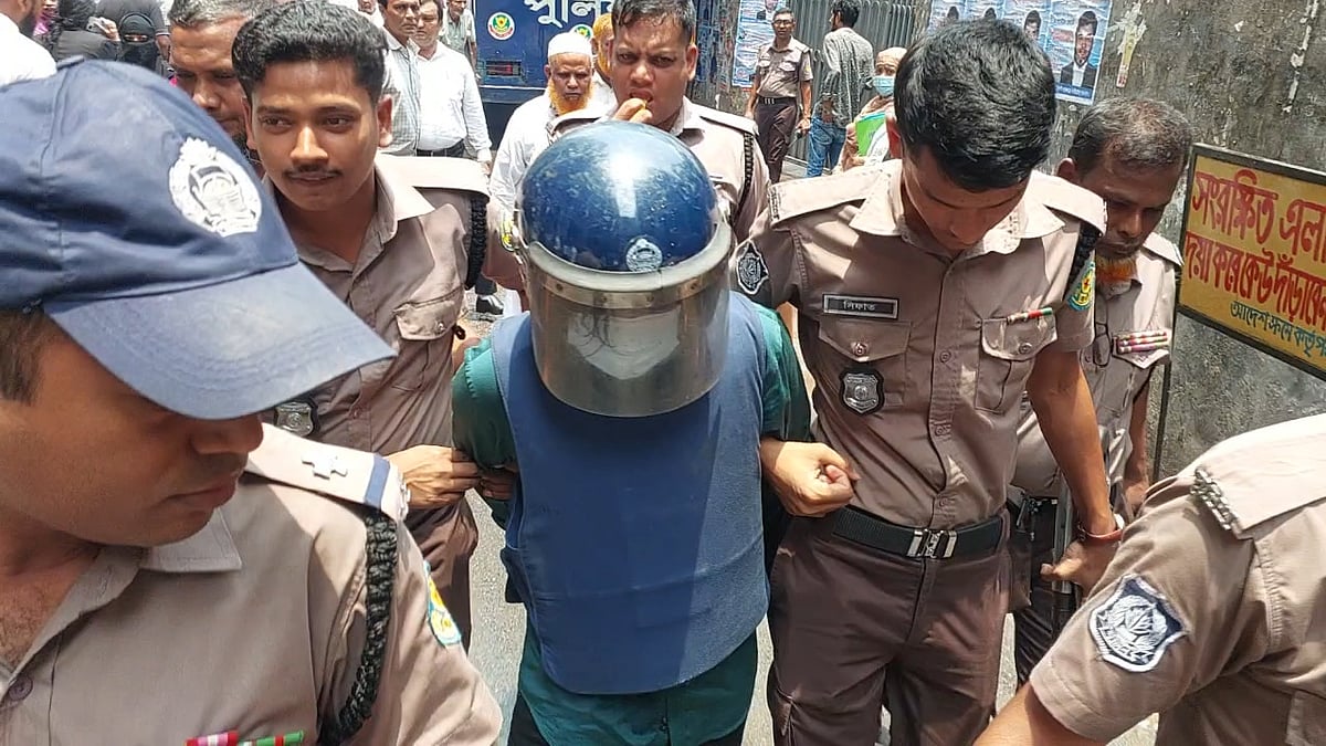 সন্ত্রাসবিরোধী আইনের মামলায় কনটেন্ট ক্রিয়েটর ফাহিমকে গ্রেপ্তার দেখানোর আদেশ