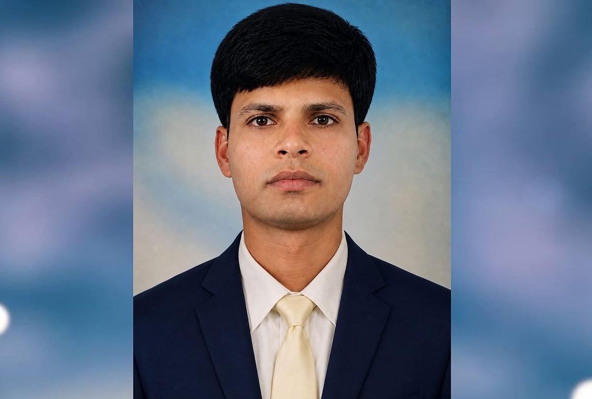 পাবনায় বিদ্যালয়ের ছাত্রীকে ধর্ষণচেষ্টা মামলায় যুবদল নেতা গ্রেপ্তার, দল থেকেও বহিষ্কার