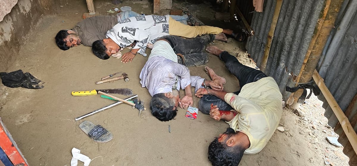 রাজধানীতে ছিনতাইকারী ধরতে অভিযানে হামলা, গুলিবিদ্ধ দুজন ছিনতাইকারী: পুলিশ