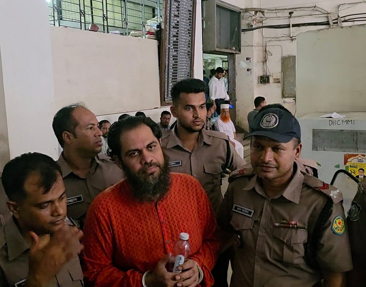 চালক বাবুল হত্যা মামলায় গ্রেপ্তার দেখানো হলো দেশ টিভির সাবেক এমডি আরিফ হাসানকে