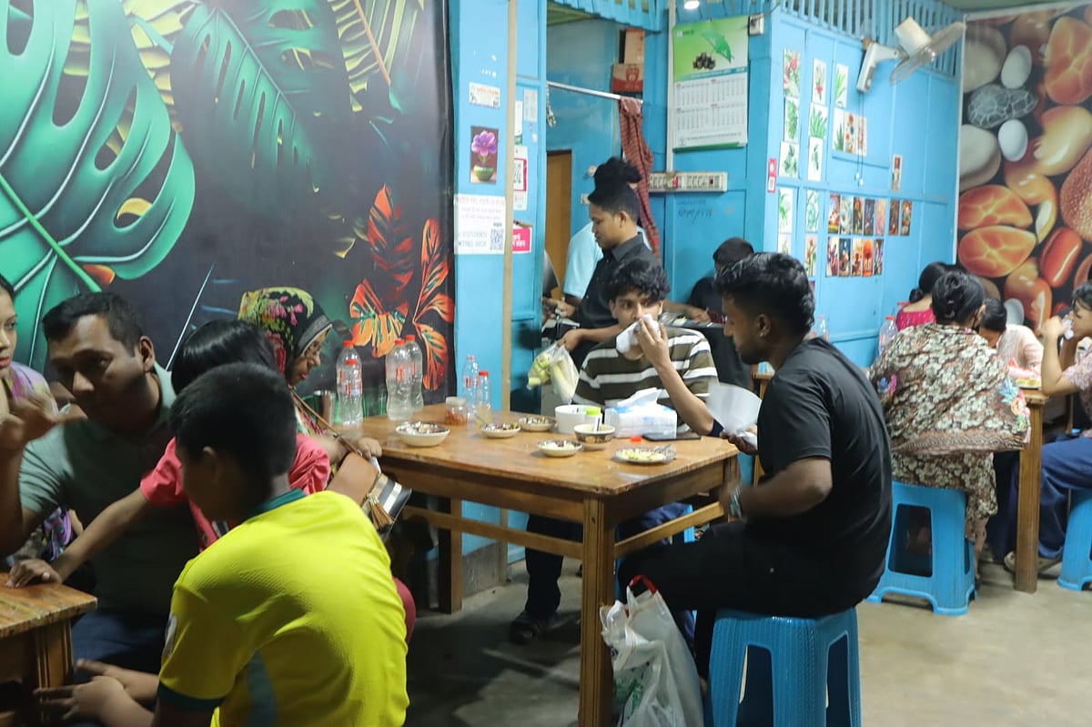 মুন্ডি-লাকসু থেকে বাঁশের হেবাং, পাহাড়ের ঐতিহ্যবাহী খাবারগুলো কোথায় পাবেন