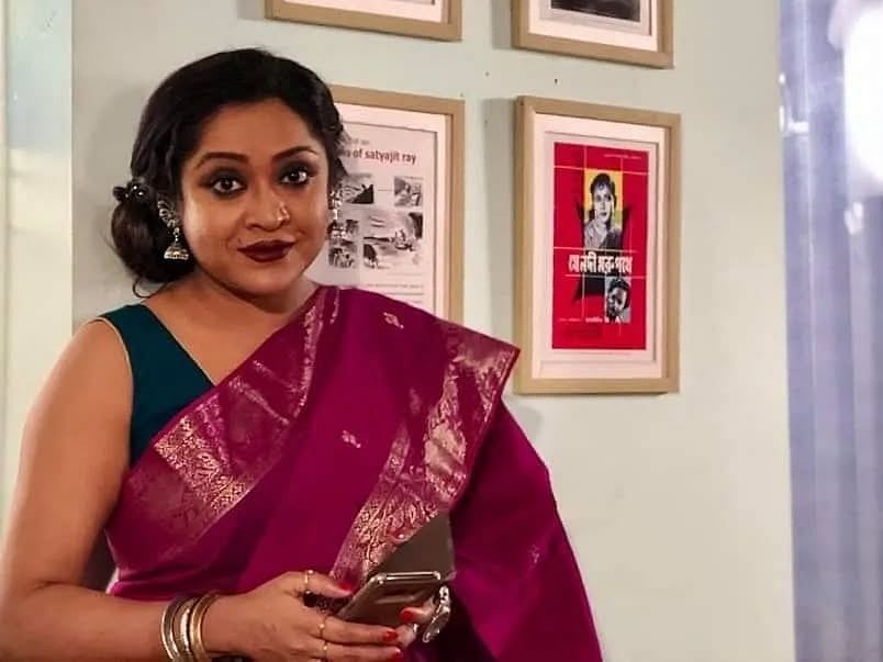 বাংলাদেশে অভিনয়কে পেশা বলতে পারে নায়ক-নায়িকা বা সুপারস্টাররা, অভিমান করে বললেন চুমকি