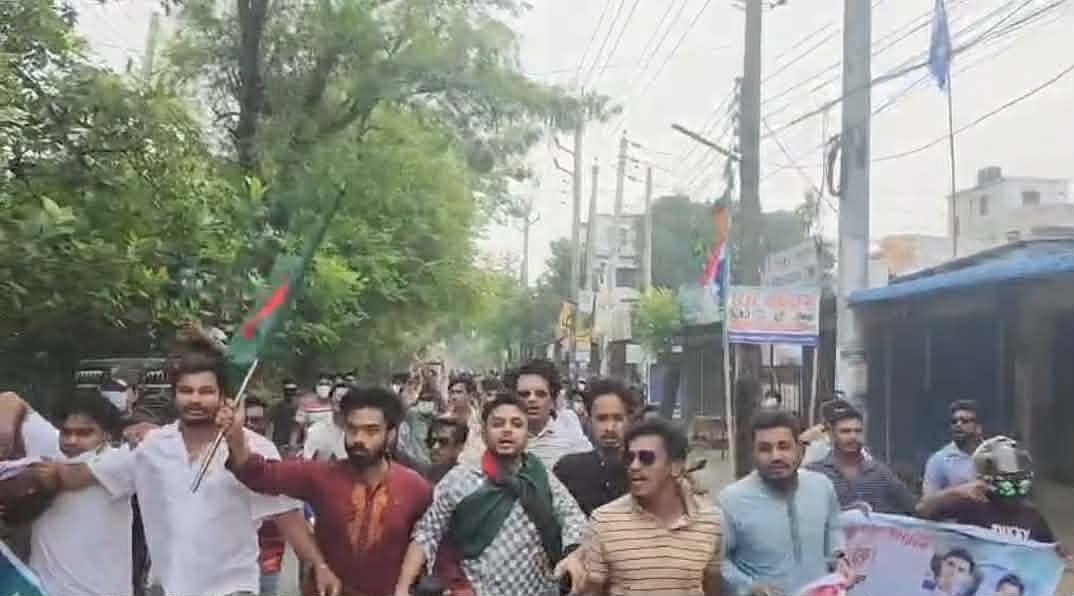 কুষ্টিয়ায় সকালে ও দুপুরে ছাত্রলীগ-যুবলীগের ঝটিকা মিছিল, বিকেলে ছাত্রদল-যুবদলের হুঁশিয়ারি