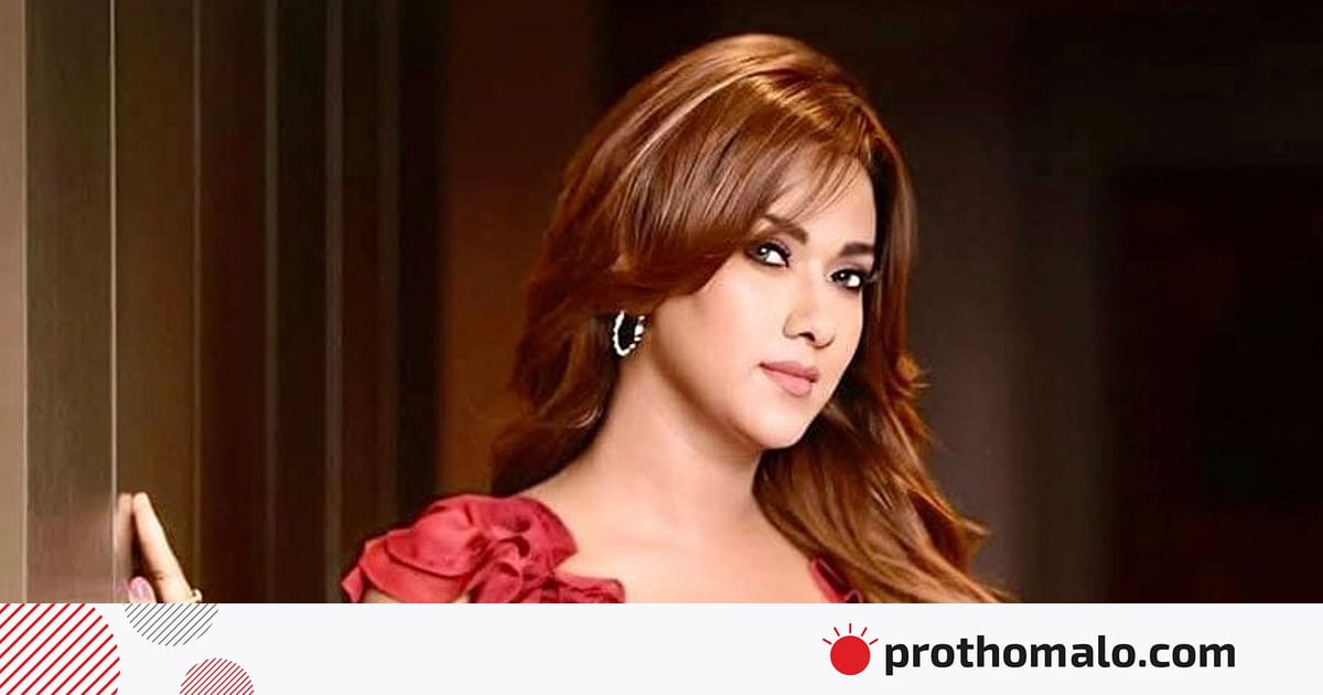সুড়ঙ্গ থেকে গ্রেপ্তার হওয়া সেই ব্যবসায়ীর সঙ্গে সম্পর্ক নিয়ে খবর প্রকাশ, ব্যবস্থা নেওয়ার কথা জানালেন নায়িকা ববি সুড়ঙ্গ থেকে গ্রেপ্তার হওয়া সেই ব্যবসায়ীর সঙ্গে সম্পর্ক নিয়ে খবর প্রকাশ, ব্যবস্থা নেওয়ার কথা জানালেন নায়িকা ববি