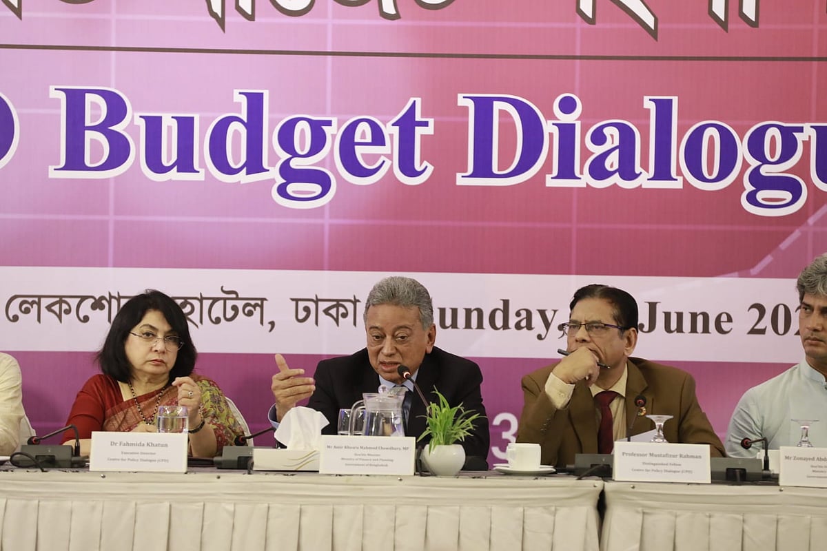 ভঙ্গুর অর্থনীতি স্থিতিশীল করতে সরকারকে দুই বছর সময় দিতে হবে: অর্থমন্ত্রী
