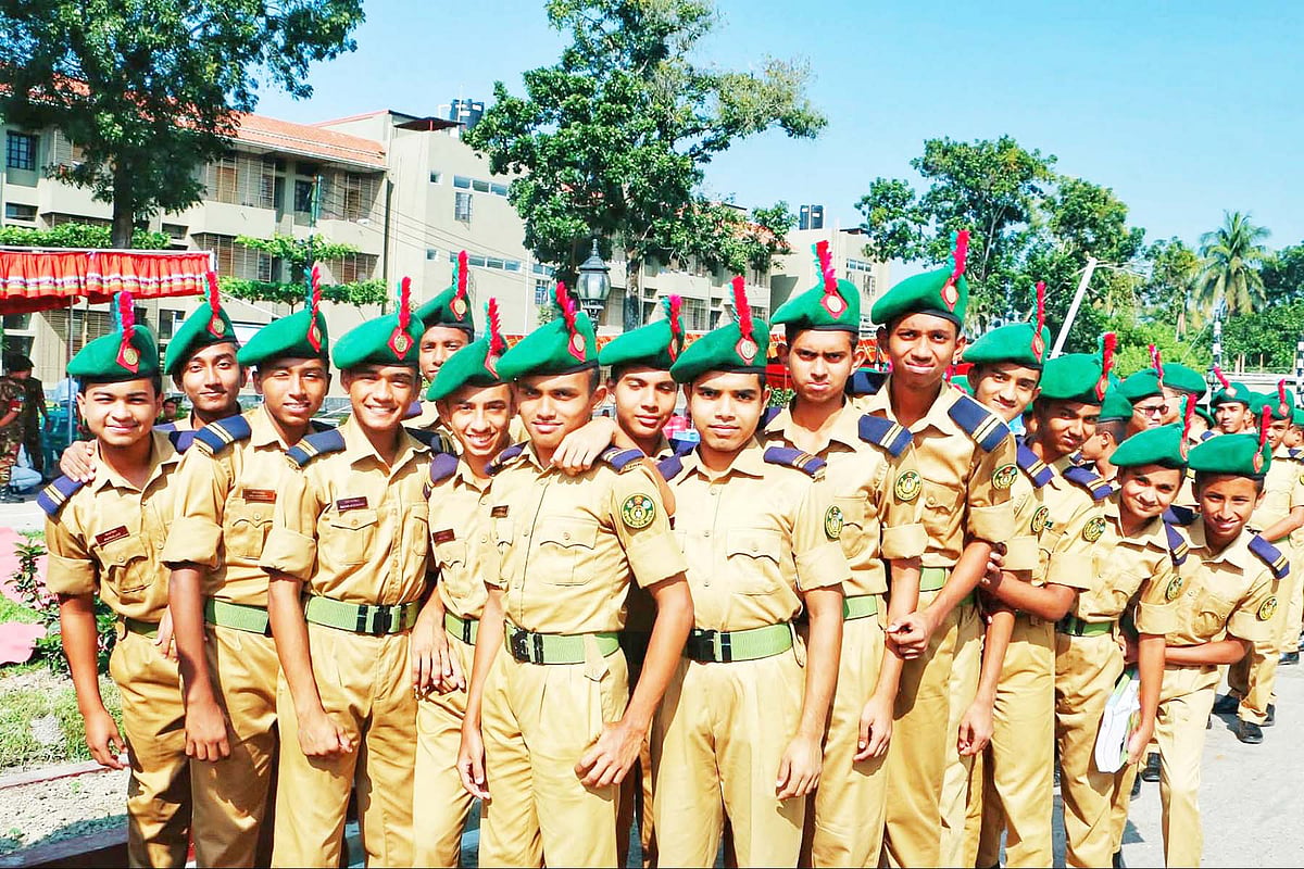 ক্যাডেট কলেজে ভর্তি ২০২৭। ক্যাডেটের পরীক্ষার্থীরা বিজ্ঞানের প্রশ্নগুলো এখানে দেখে নাও