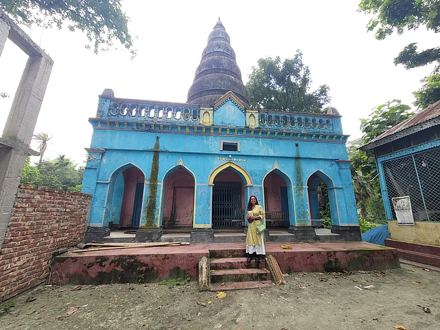 ২০০ বছরের পুরোনো শিবমন্দির