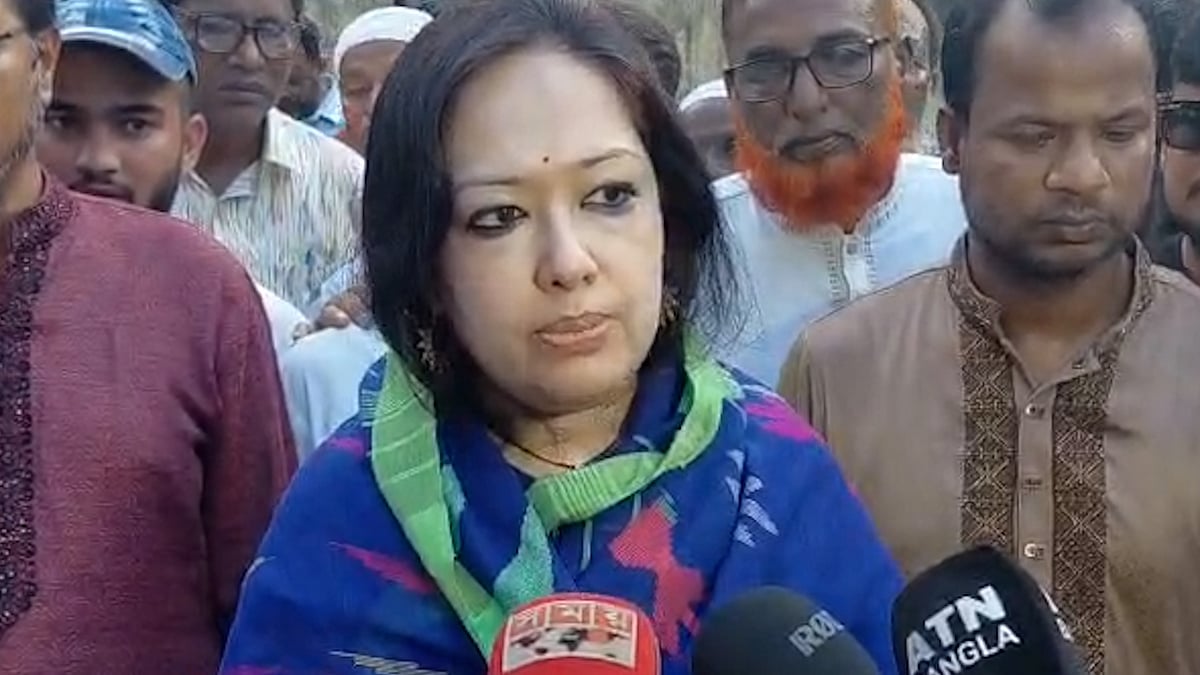 নিজ কর্মী-সমর্থকদের মামলা দিয়ে হয়রানির অভিযোগ রুমিন ফারহানার