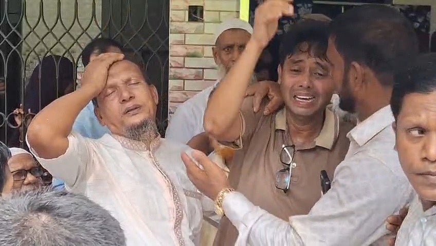 ইতালিতে বাংলাদেশি পরিবারের তিনজনকে হত্যা, নোয়াখালীর বাড়িতে মাতম