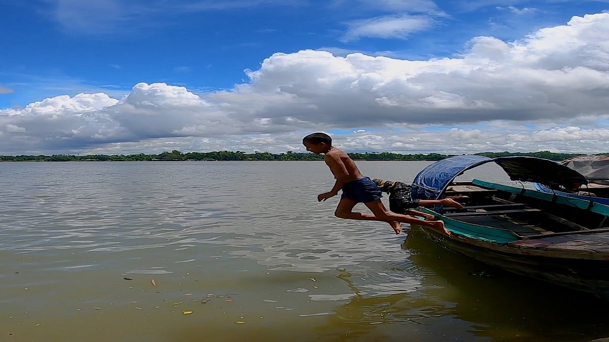 গরমে হাঁসফাঁস দেশ, স্বস্তি মিলবে কবে