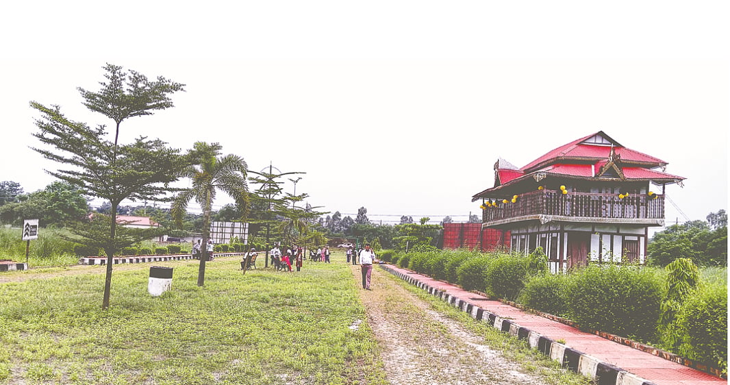 ঢাকা-মাওয়া এক্সপ্রেসওয়ের পাশে আধুনিক আবাসন ‘নতুনধরা’