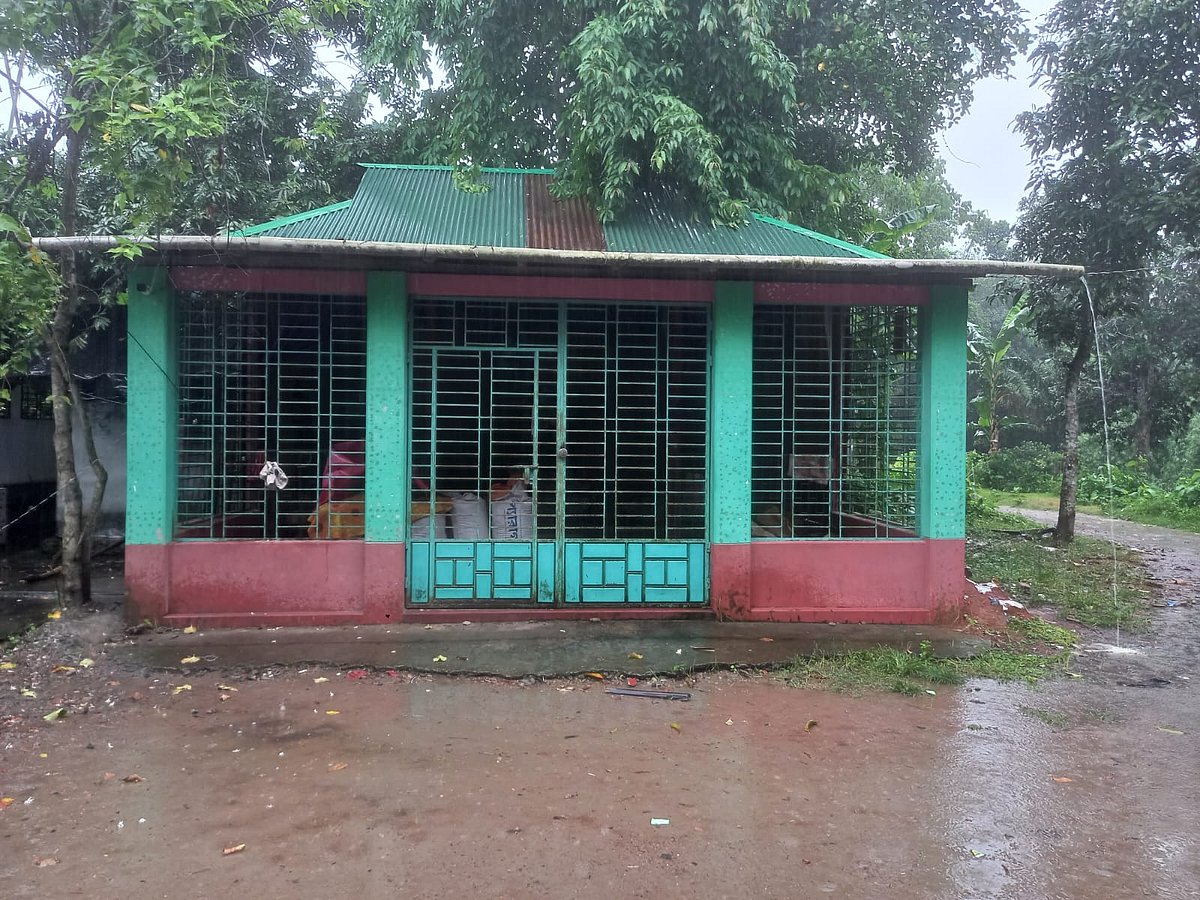 ময়মনসিংহে মন্দিরের তালা ভেঙে প্রতিমা ভাঙচুর