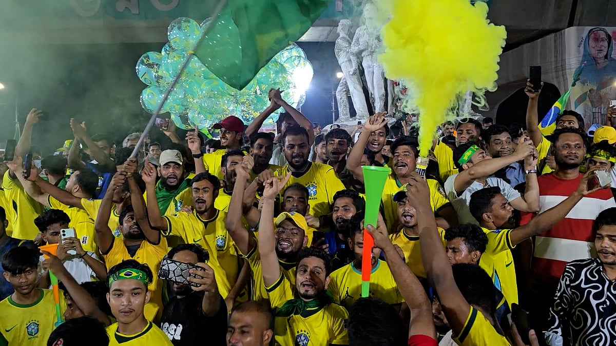 এশিয়ার পরাশক্তি জাপানকে হারিয়ে ব্রাজিলের নাটকীয় জয়, টিএসসিতে সমর্থকদের উল্লাস