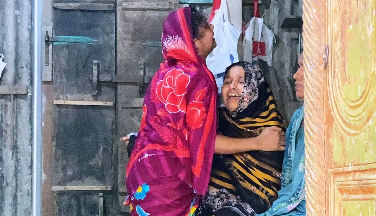 দোহারে পাঁচ দিনের ব্যবধানে মা-মেয়ের মৃত্যু, ছিলেন ঋণের চাপে