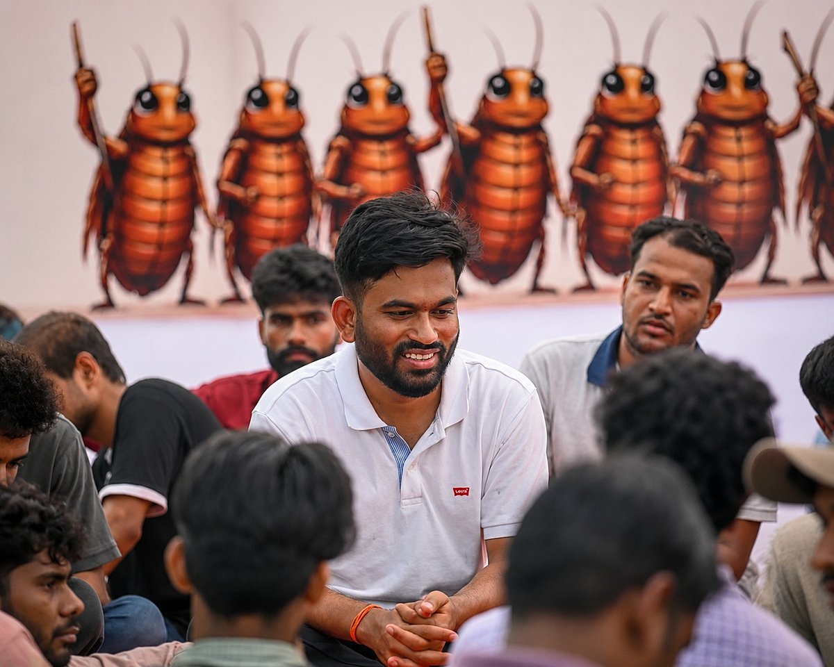 দিল্লিতে ৪০ ডিগ্রি তাপমাত্রায় যন্তরমন্তরে ‘তেলাপোকাদের’ আন্দোলন কেমন চলছে