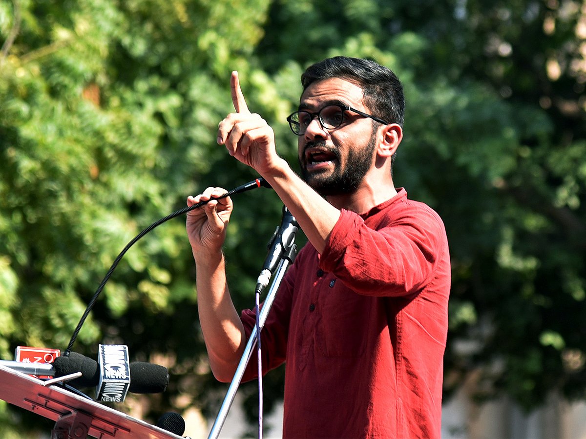 মোদি সরকারের রোষের শিকার উমর খালিদ বিনা বিচারে ৬ বছর কারাবন্দী, কেমন আছেন সেখানে