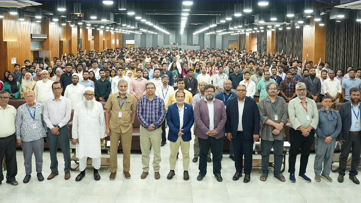 ছবি: সাউথইস্ট ইউনিভার্সিটির সৌজন্যে
