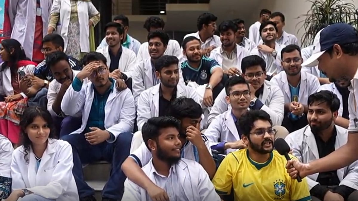 ফুটবল–উম্মাদনায় হলি ফ্যামিলি রেড ক্রিসেন্ট মেডিকেল কলেজের শিক্ষার্থীরা | মেডস্টুডেন্টস ফুটবল ফিভার | পর্ব–৬