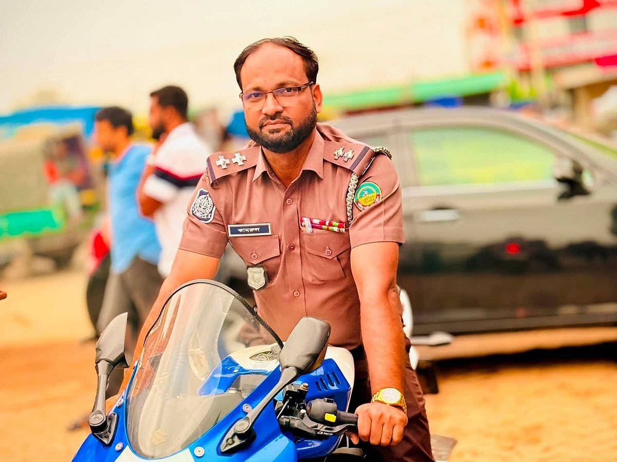 গাজীপুরে টাকার বিনিময়ে কৃষক লীগ নেতাকে ছেড়ে দেওয়ার অভিযোগ ওঠা এসআইকে প্রত্যাহার
