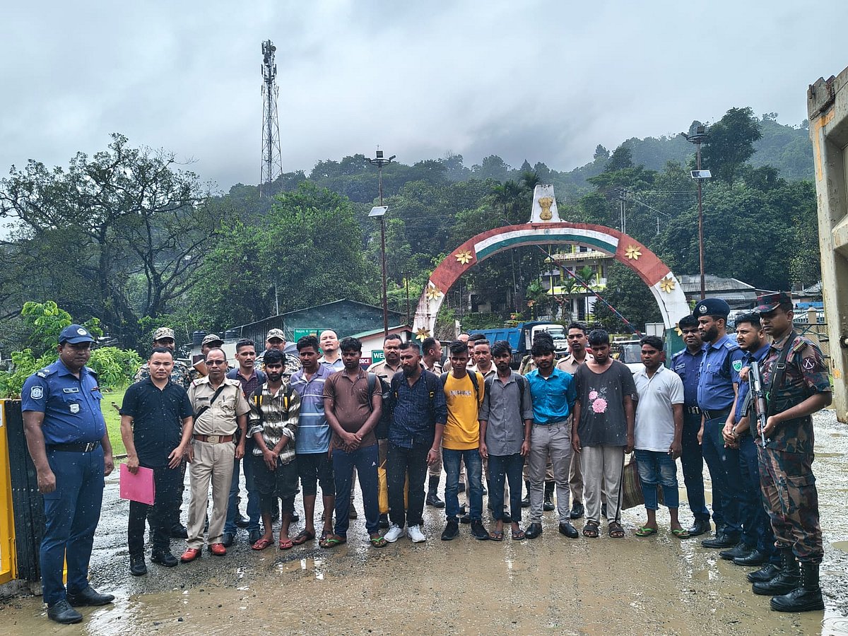 ভারতে কারাভোগ শেষে তামাবিল সীমান্ত দিয়ে দেশে ফিরলেন ১০ জন