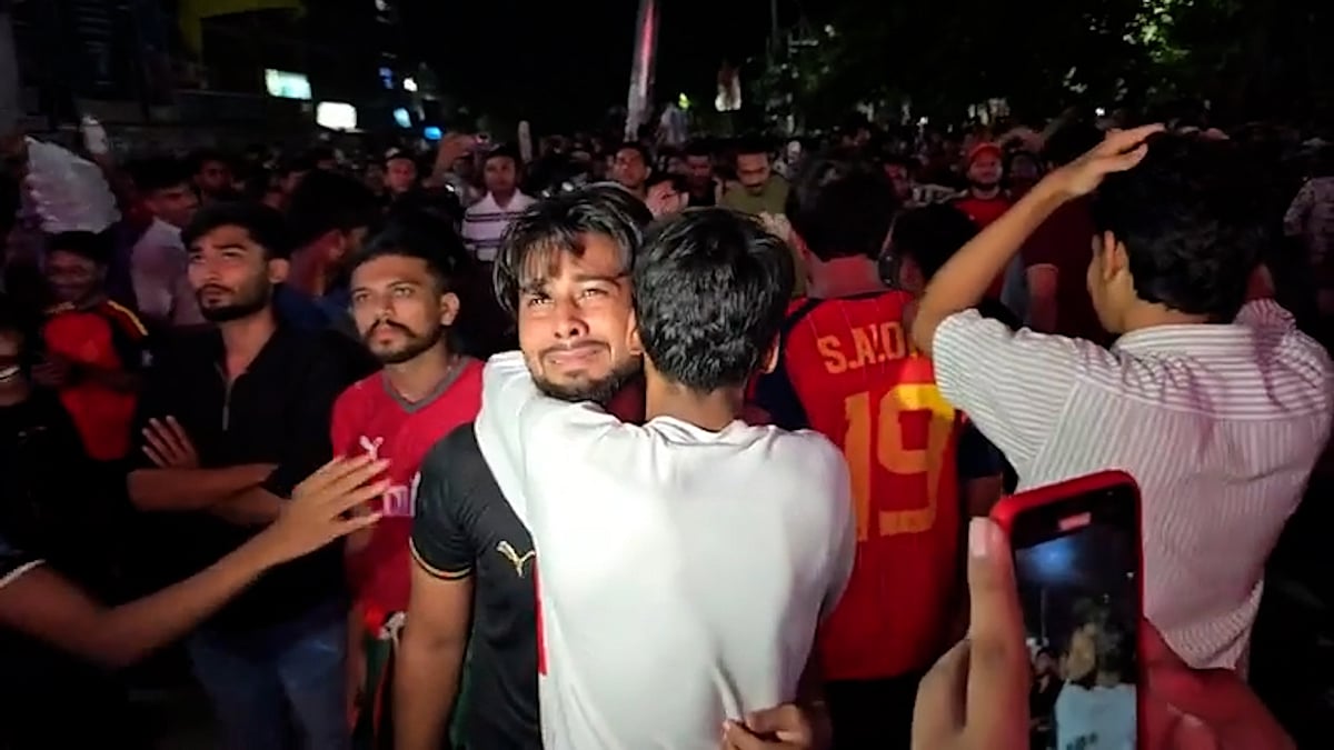 স্পেনের কাছে হেরে বিশ্বকাপ থেকে পর্তুগালের বিদায়, টিএসসিতে কাঁদলেন রোনালদো-ভক্তরা
