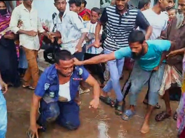 বরিশালে আসামির মৃত্যুর গুজবে থানায় হামলা-সংঘর্ষের ঘটনায় গ্রেপ্তার ১৮