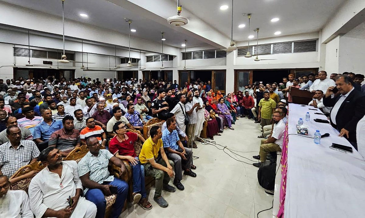 প্রধানমন্ত্রীর বরিশাল সফর ঘিরে চলছে প্রস্তুতি, দিনভর বৈঠক তথ্যমন্ত্রীর