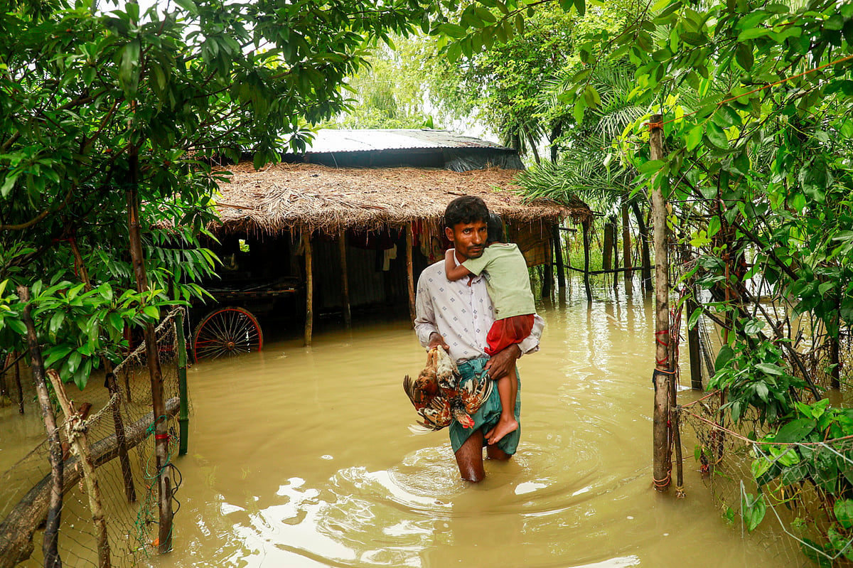 বন্যায় গহন ক্ষতি, কী ব্যবস্থা, কী করণীয়