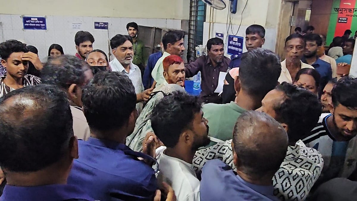 মুন্সিগঞ্জে জমিসংক্রান্ত বিরোধে দুই পক্ষের সংঘর্ষ, আহত ১২