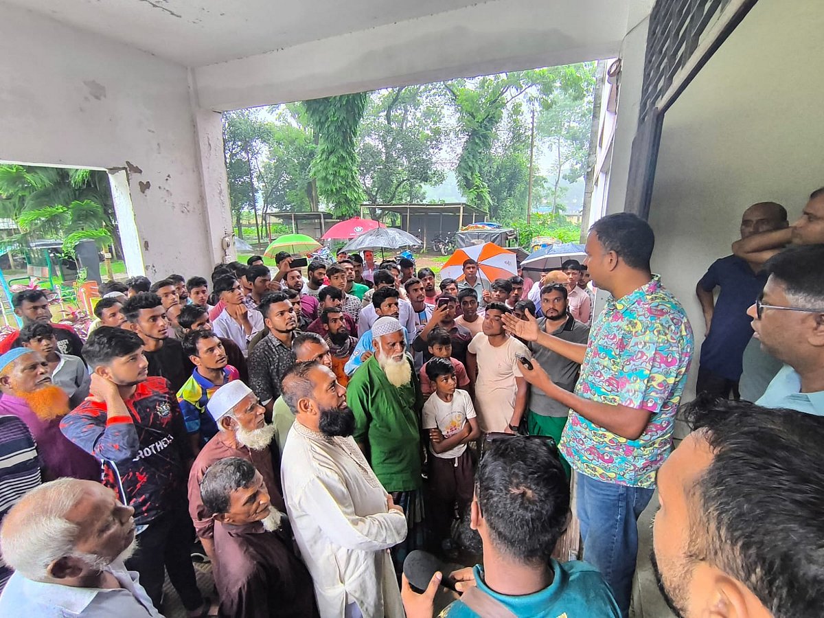 ময়মনসিংহে নৌকায় ঘুরতে নিয়ে শিশুকে ধর্ষণের অভিযোগ, যুবক আটক