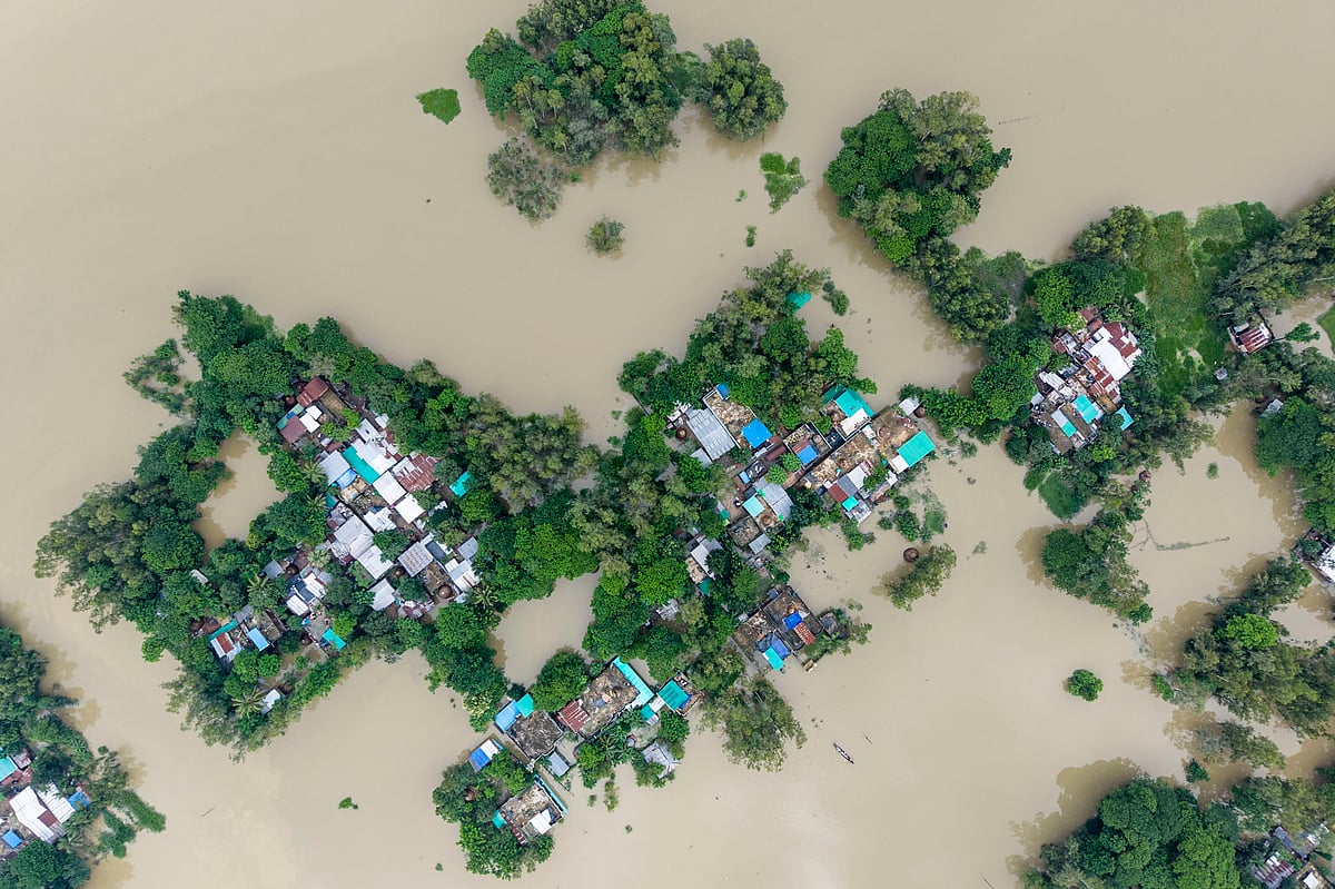 ৫৯ উপজেলা বন্যাকবলিত, মৃত্যু ৫৪ জনের: দুর্যোগ ব্যবস্থাপনামন্ত্রী
