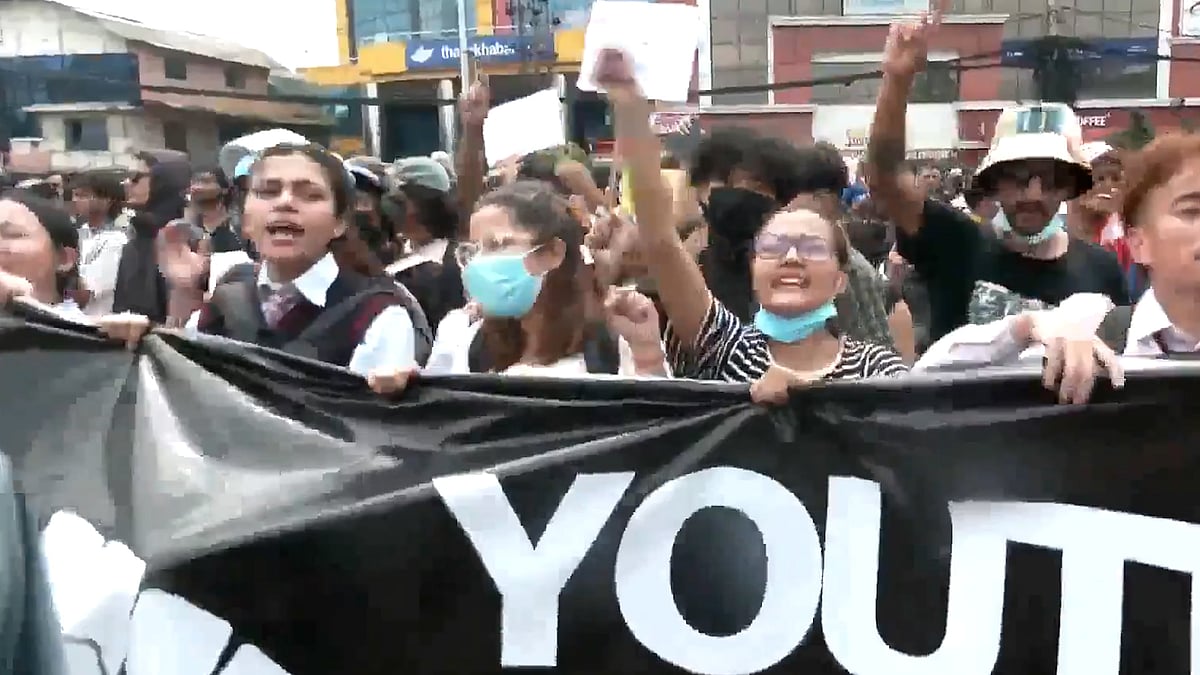 তরুণ প্রধানমন্ত্রী বালেন্দ্র শাহর বিরুদ্ধে কেন নেপালের ‘জেন-জি’রা?