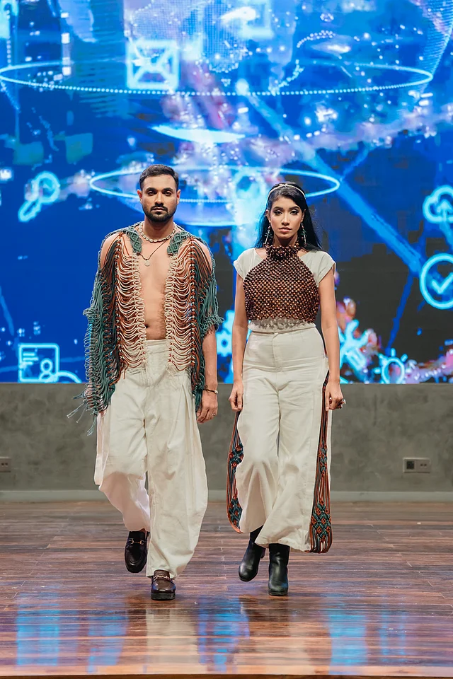 ১ম কিউয়ের শোস্টপার ম্যাক্রেম অনুপ্রাণিত কালেকশন ‘নটেড হরাইজনস’