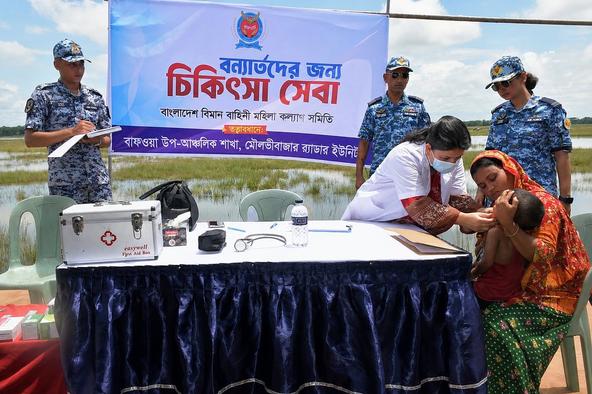 মৌলভীবাজারের দুর্গম এলাকায় বন্যাদুর্গতদের বিনা মূল্যে চিকিৎসা সহায়তা দিল বাফওয়া