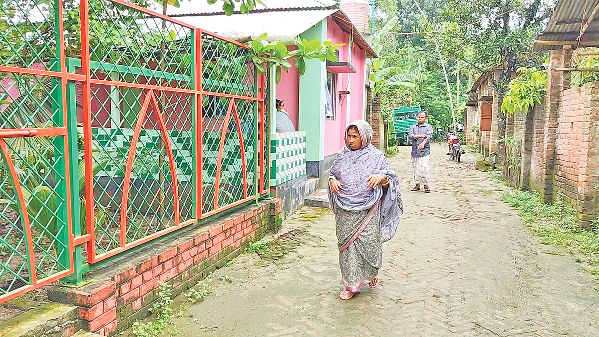 শহীদ আবু সাঈদের বাড়িতে নতুন ঘর, সেই ঘরে বিষাদ 
