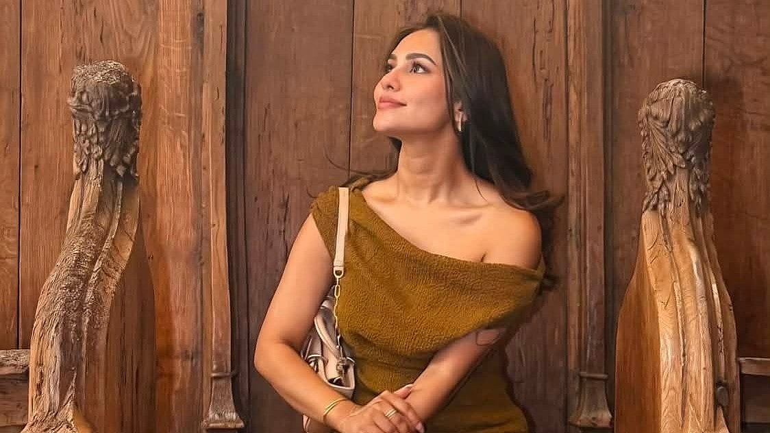 এবার অক্সফোর্ডে ফারিয়া, রইল ৮টি ছবি