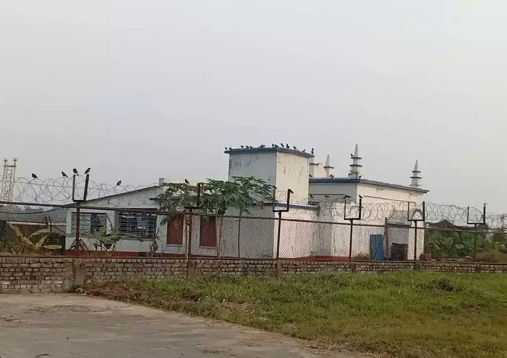 কলকাতা বিমানবন্দরের বাঁকড়া মসজিদে জুমার নামাজ আদায় করতে পারেননি মুসল্লিরা, ১৬৩ ধারা জারি