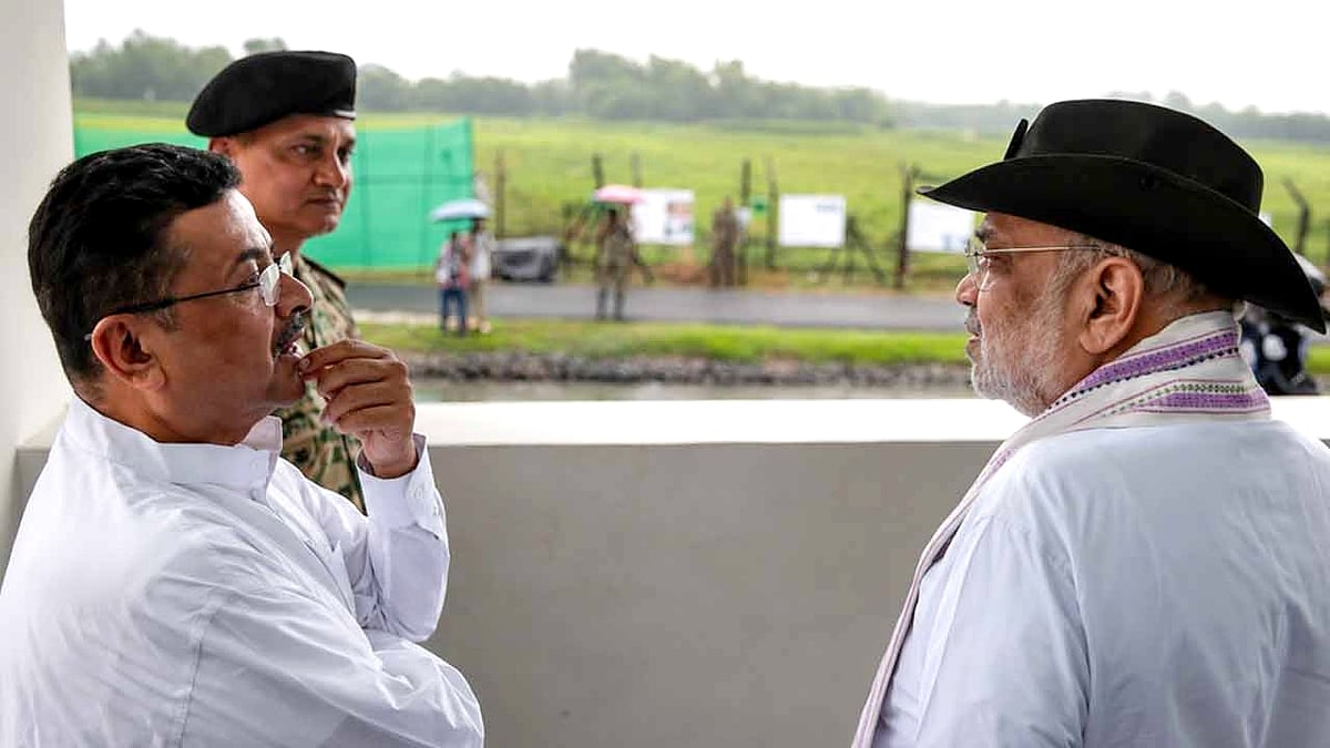 বাংলাদেশ সীমান্ত পরিদর্শনে অমিত শাহ, ‘চিকেনস নেক’–এর নিরাপত্তায় জোর