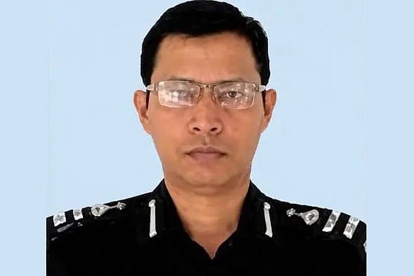 ব্রিগেডিয়ার জেনারেল মিফতাহ উদ্দিন সেনা হেফাজতে