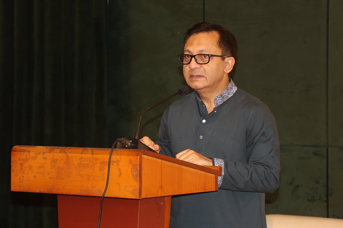 বক্তব্য দেন বাণিজ্যমন্ত্রী খন্দকার আব্দুল মুক্তাদির। আজ সোমবার রাজধানীর পূর্বাঞ্চলে