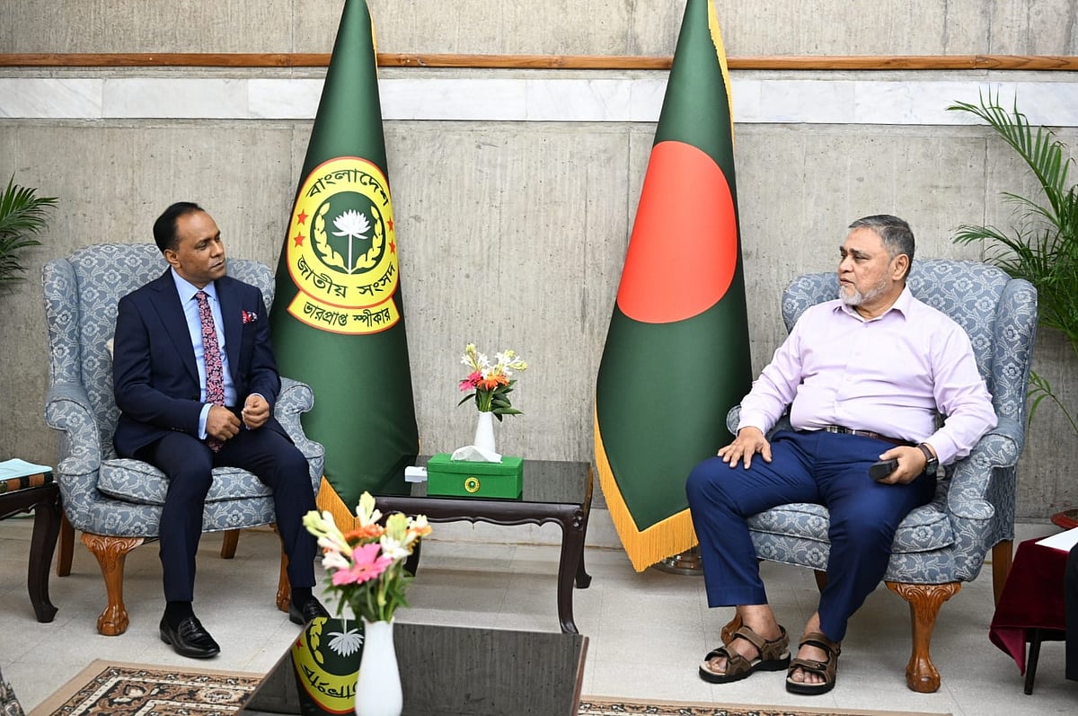 ভারপ্রাপ্ত স্পিকারের সঙ্গে ইসির সাক্ষাৎ, রাষ্ট্রপতি নির্বাচন নিয়ে কী আলোচনা হলো