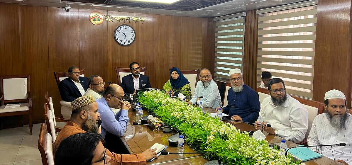 উন্নয়নকাজে অনিয়ম করলে ঠিকাদারকে কালোতালিকাভুক্ত করা হবে: গৃহায়ণ প্রতিমন্ত্রী