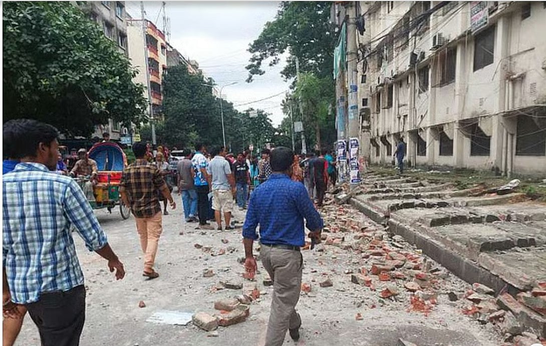 ডাল-ভাতের সন্ধানে তিন মৃত্যু এবং আমাদের জিন্দা–লাশের শহর