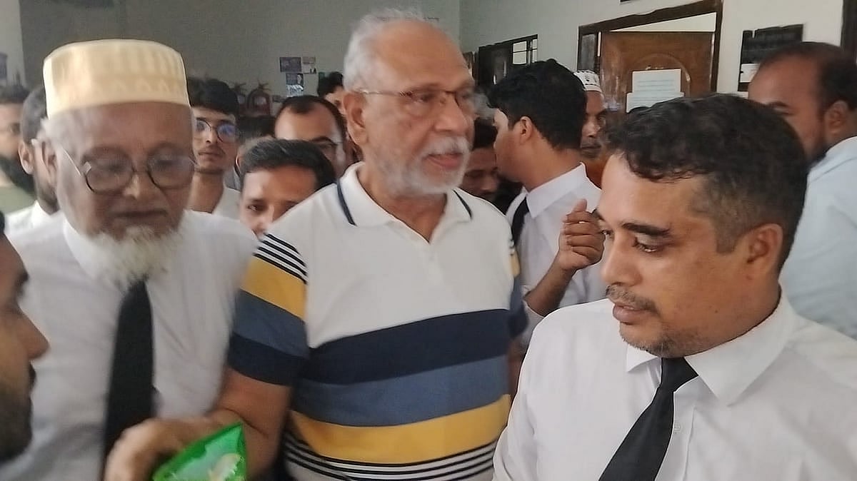 শাপলা চত্বর মামলায় লতিফ সিদ্দিকী গ্রেপ্তার