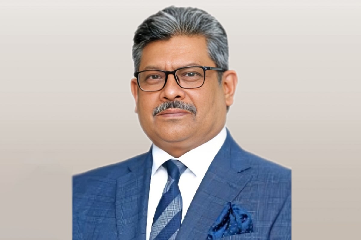 ন্যাশনাল ব্যাংকের এমডি আদিল চৌধুরী পদত্যাগ করেছেন