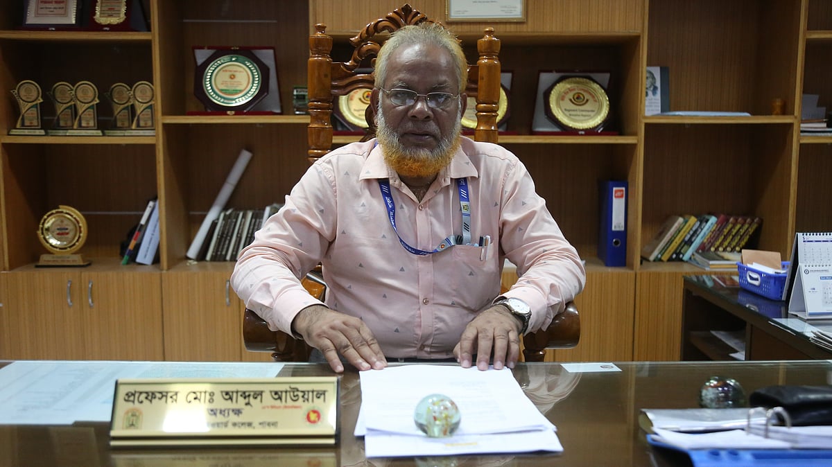 শিক্ষার্থীরা যেন বেকার না থাকে, এ ব্যাপারে এডওয়ার্ড কলেজের কী উদ্যোগ; প্রশ্নে যা বললেন অধ্যক্ষ