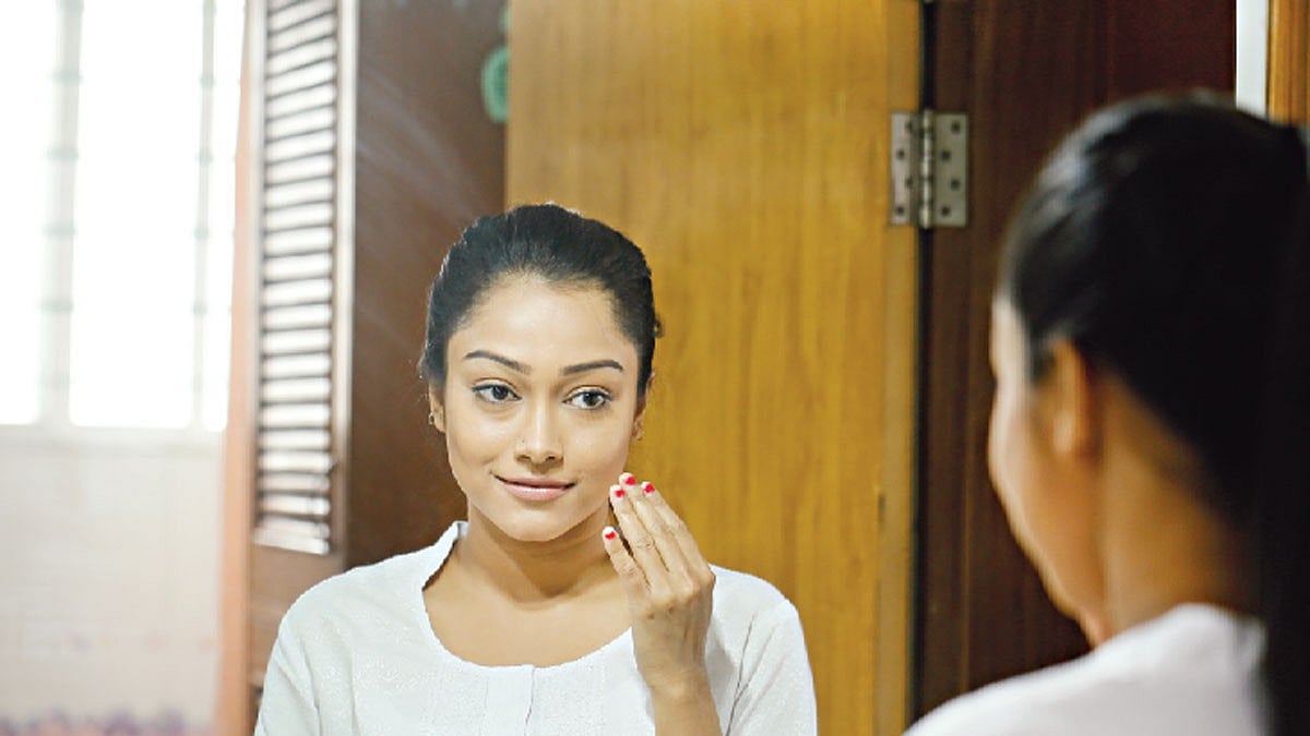 মডেল: তোড়া। ছবি: প্রথম আলো